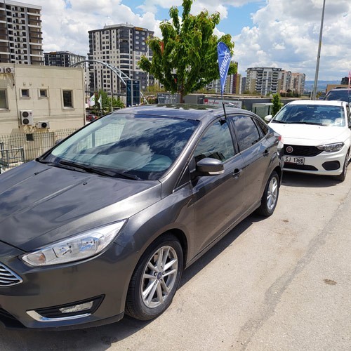 Eryamanda Kiralık Dizel Otomatik Ford Focuslar